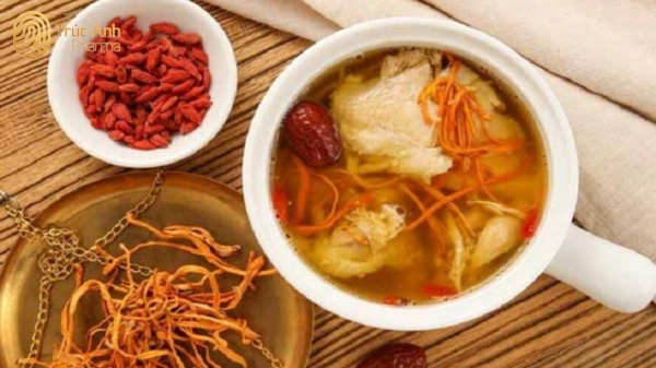 Súp gà Đông trùng hạ thảo bổ sung năng lượng, tăng cường sức đề kháng